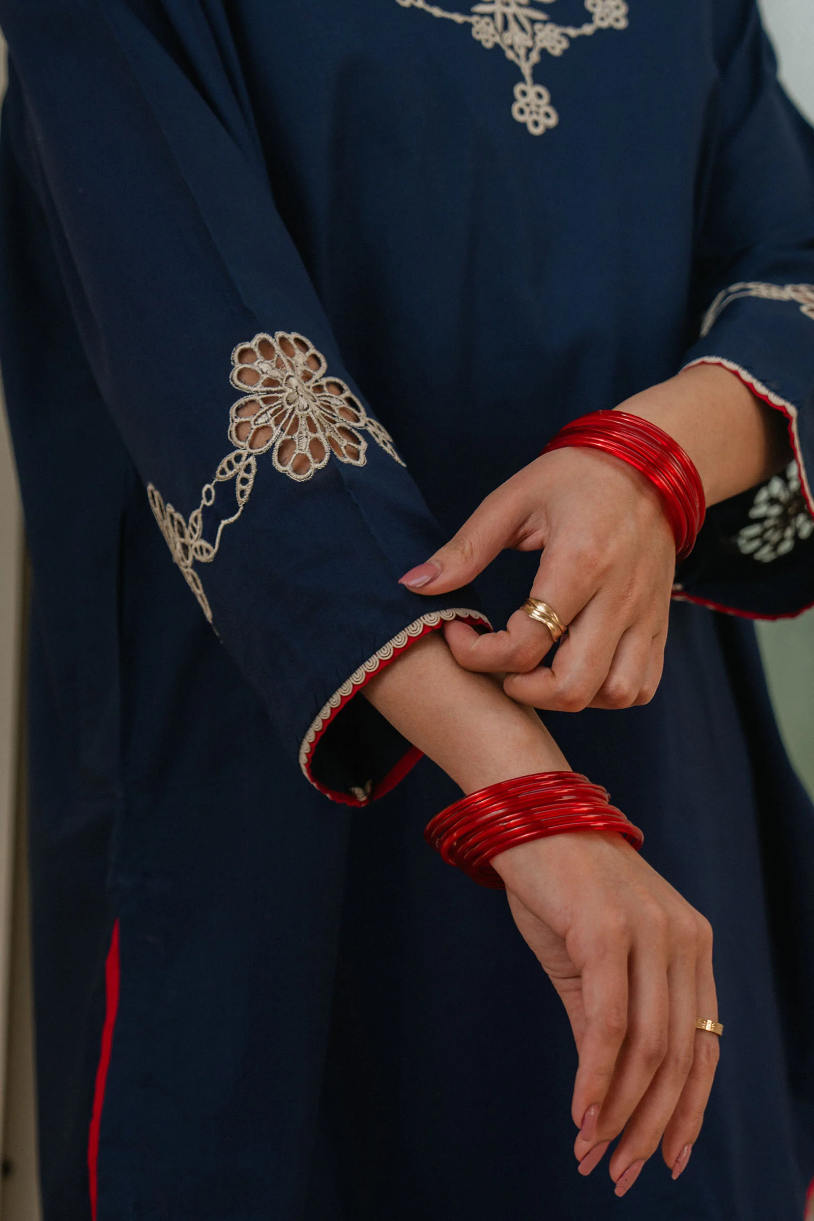 CR25B0103 - Image 4