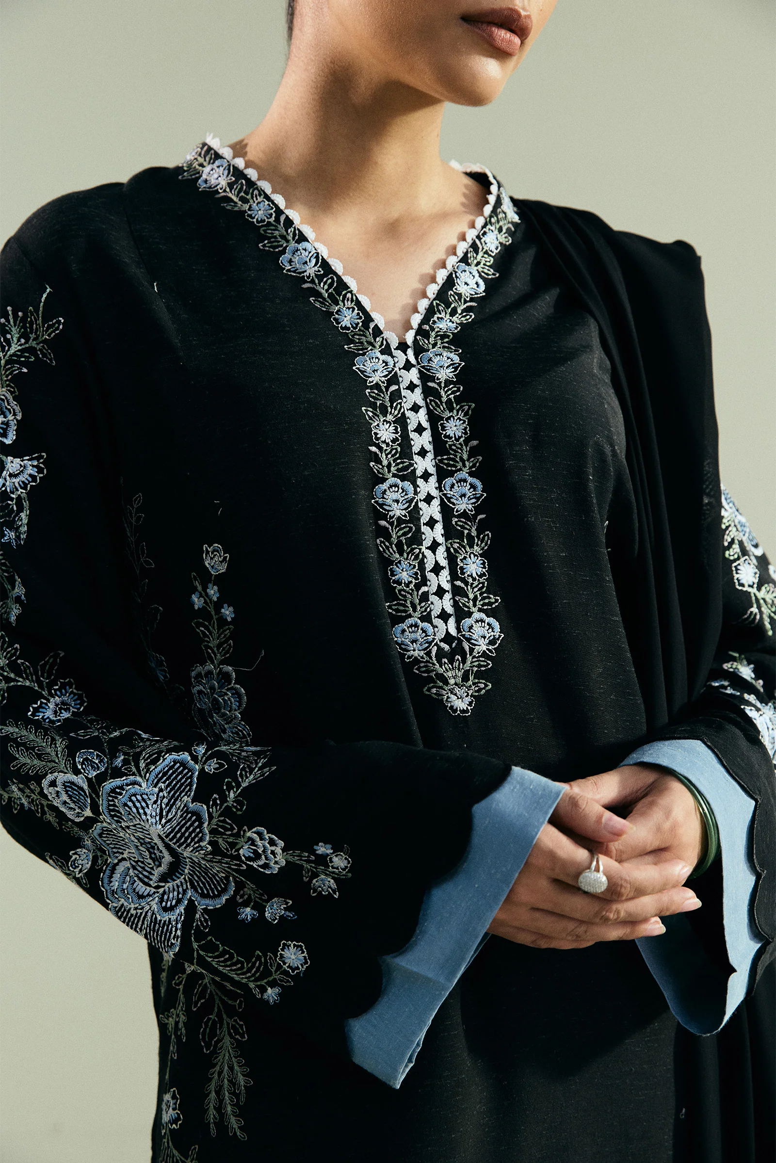 CR25P0954 - Image 2