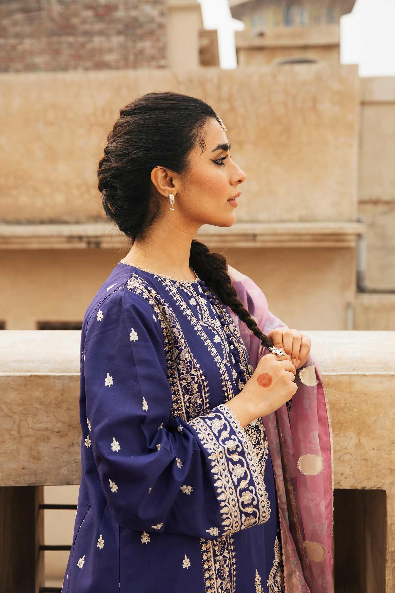 Naaz-B - Image 3