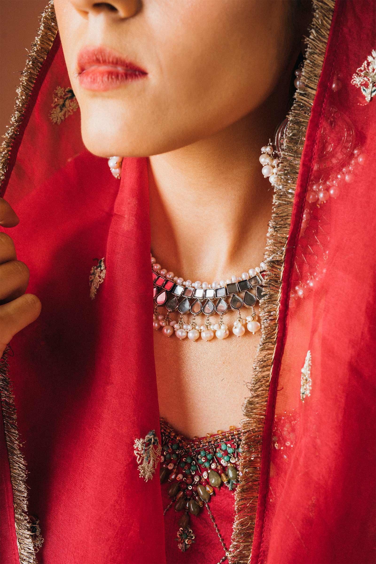 SILVER PLATED KUNDAN CHOKER - Image 5