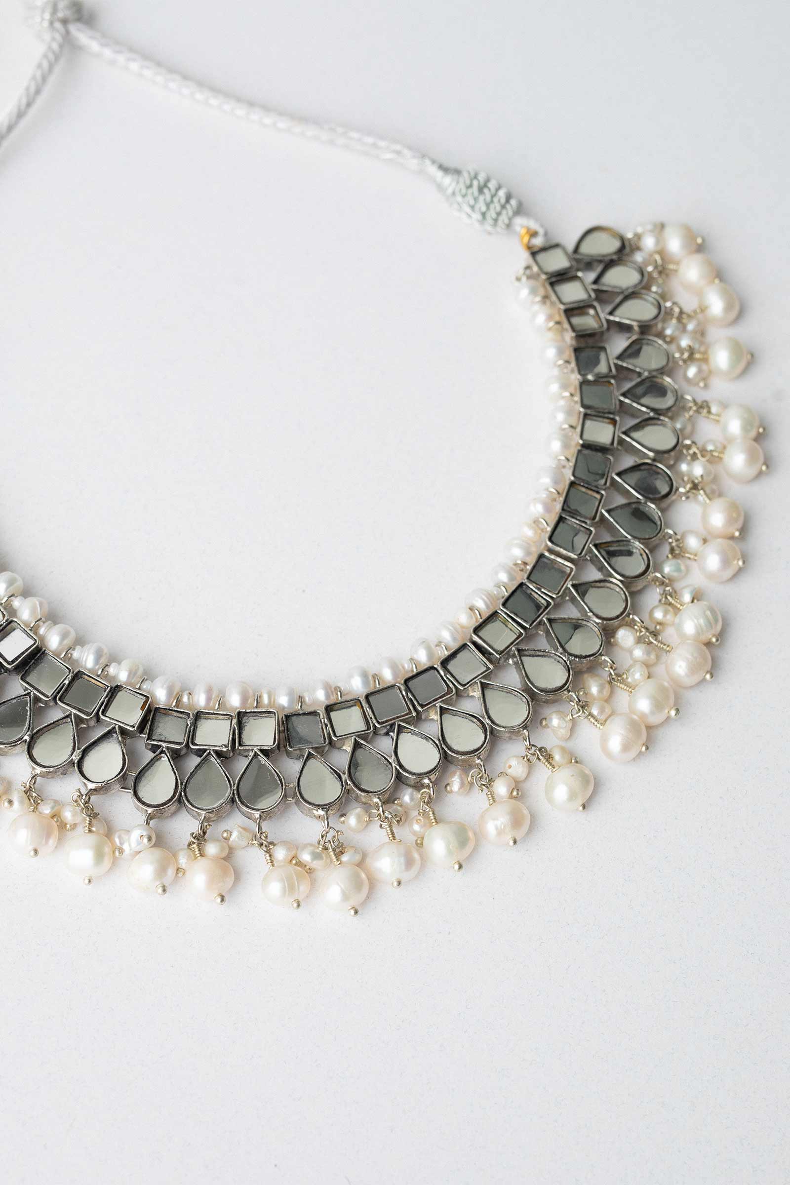 SILVER PLATED KUNDAN CHOKER - Image 7