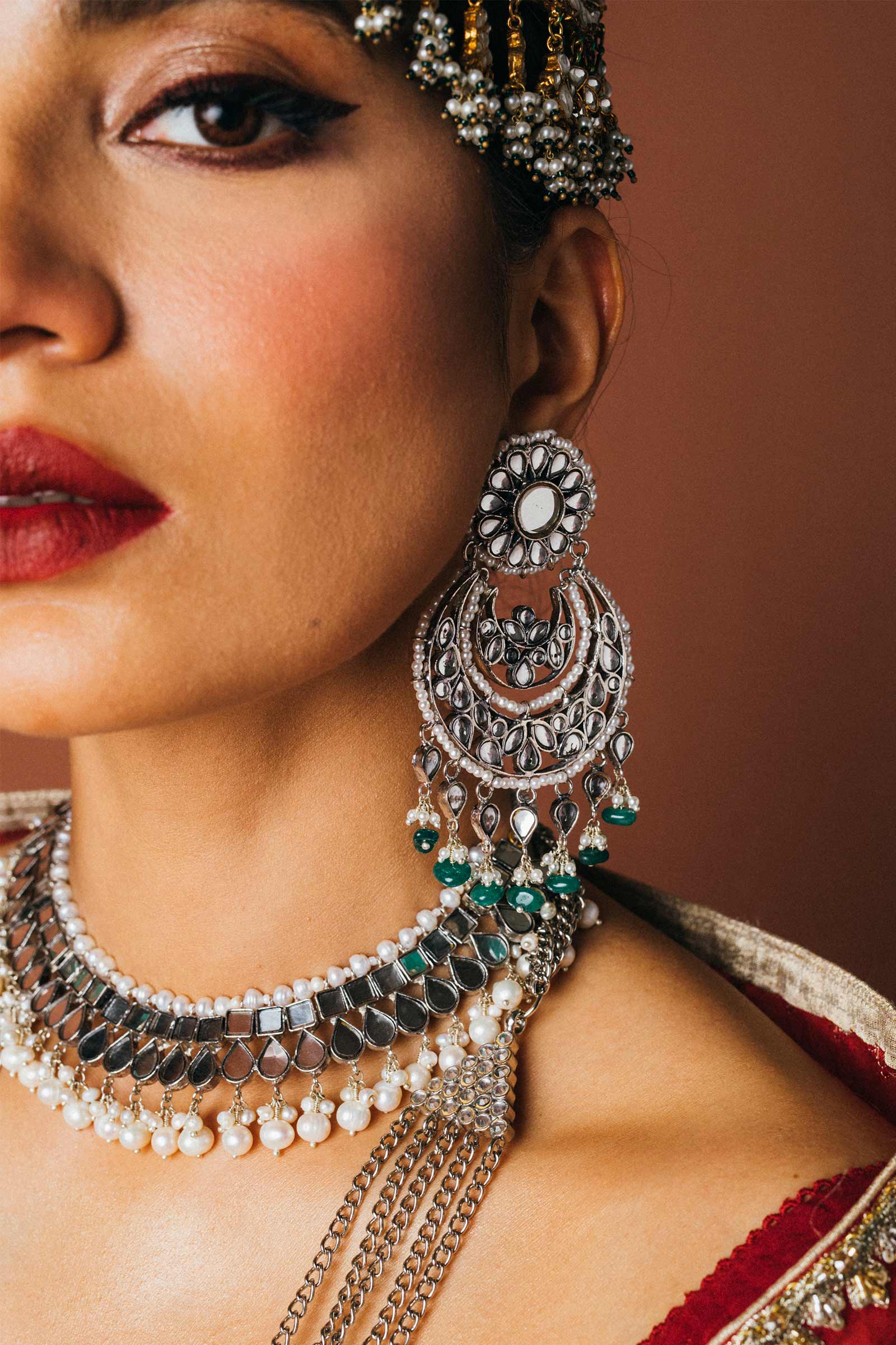 SILVER PLATED KUNDAN CHOKER - Image 8