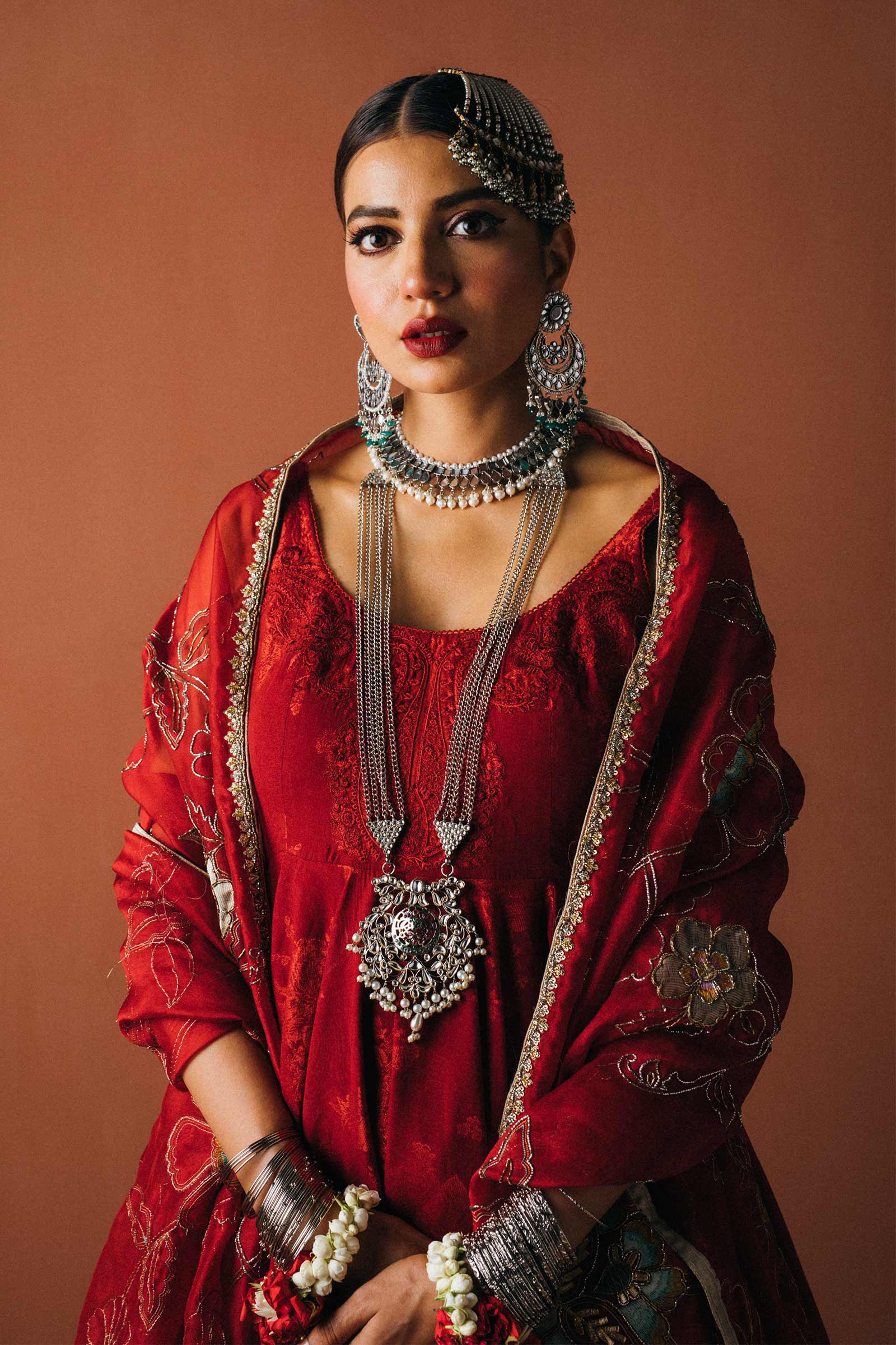 SILVER PLATED KUNDAN NECKLACE - Image 4