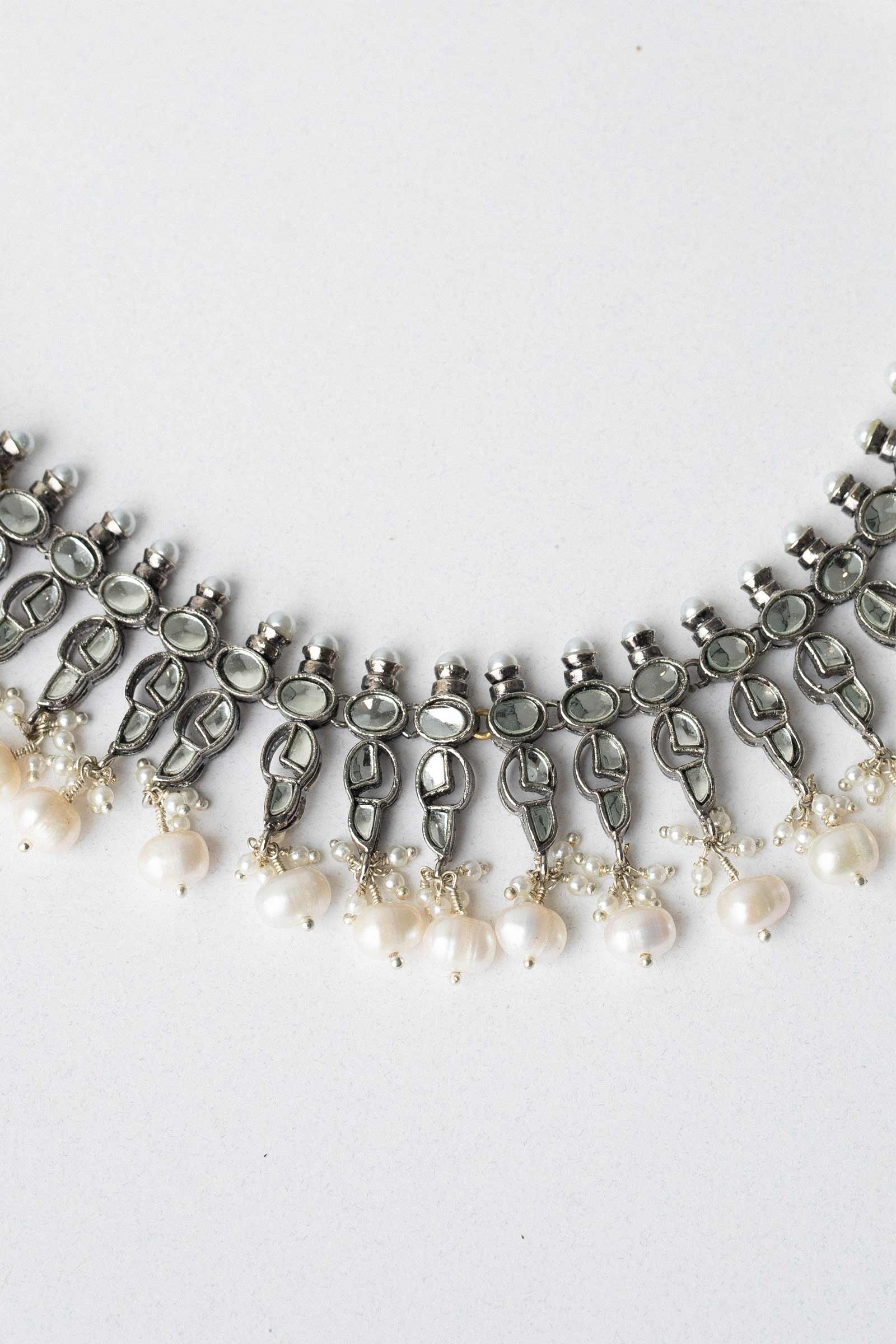 SILVER PLATED PEARL CHOKER - Image 2