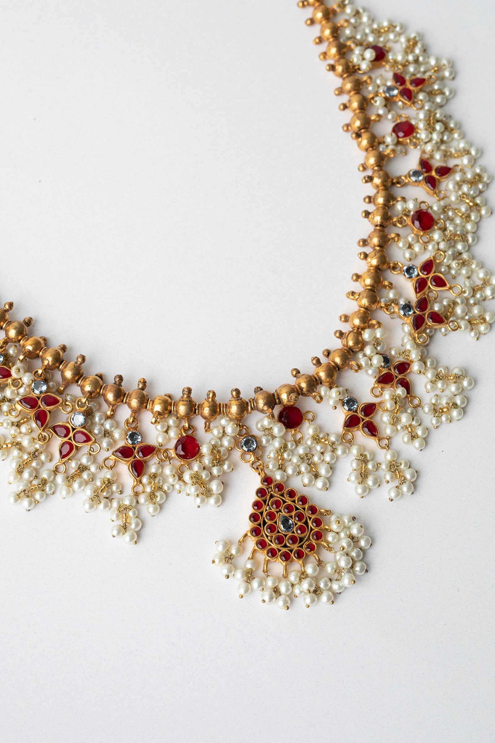 GOLD PLATED FLORAL NECKLACE - Image 2