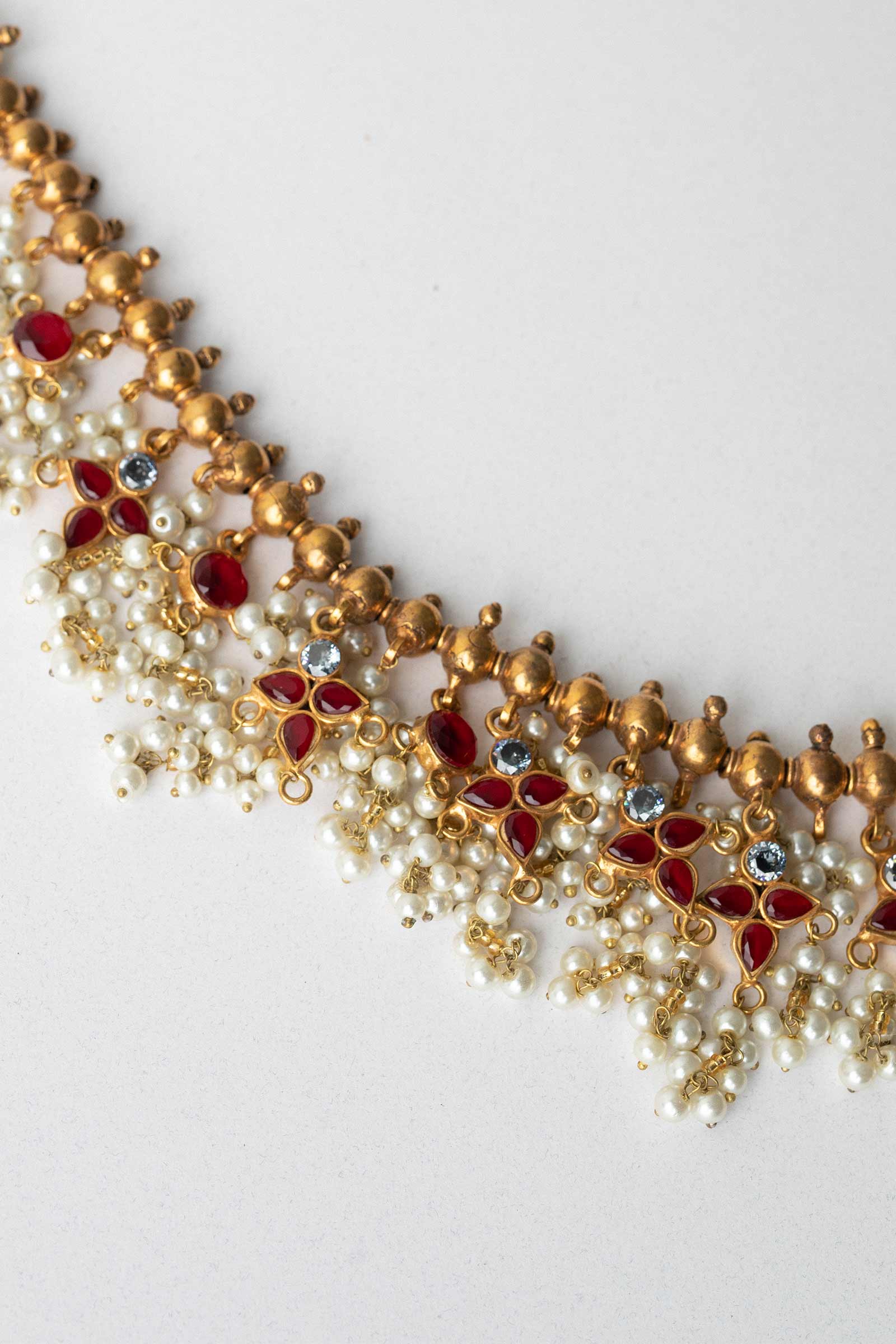GOLD PLATED FLORAL NECKLACE - Image 3