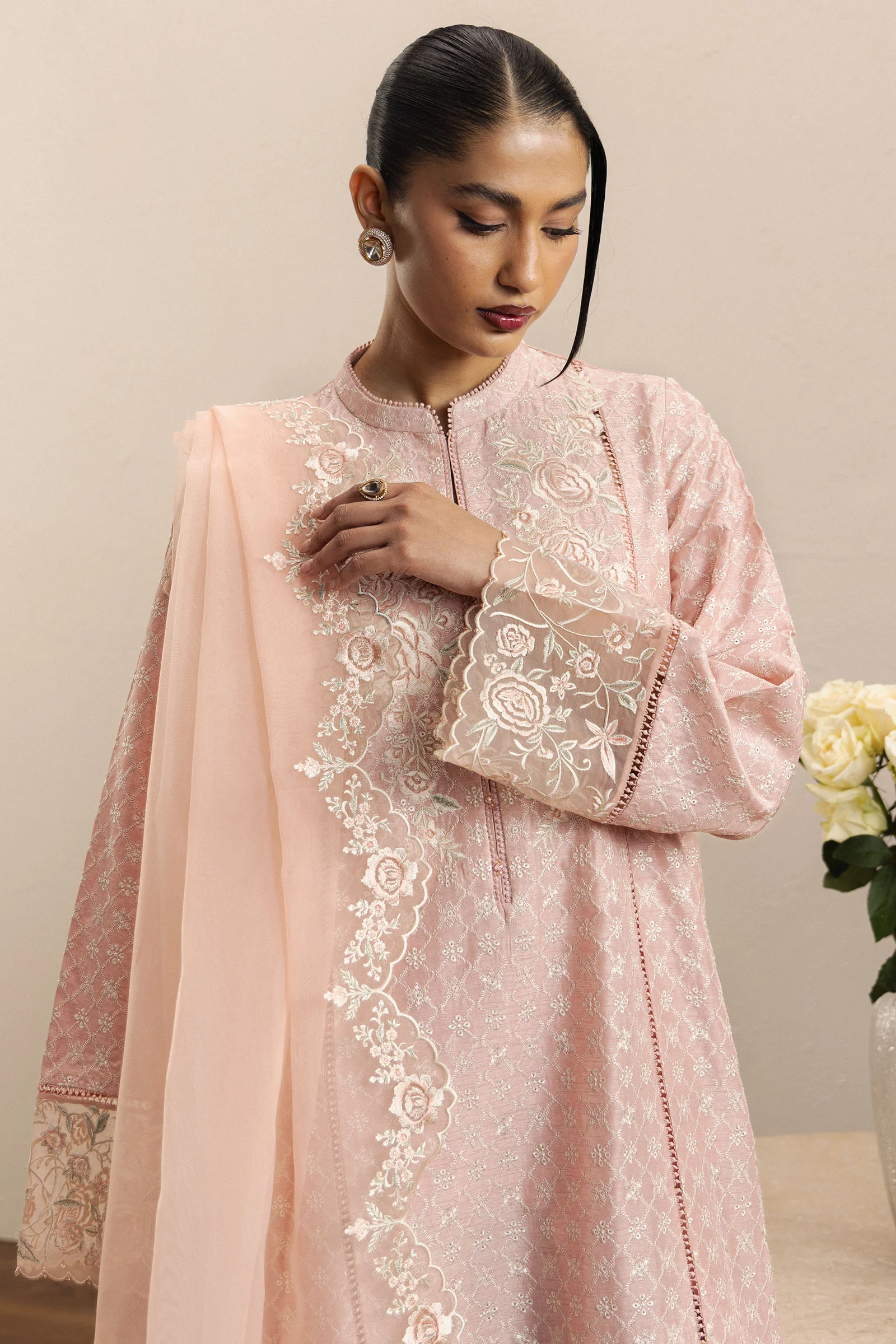 Gulkaar - Image 2