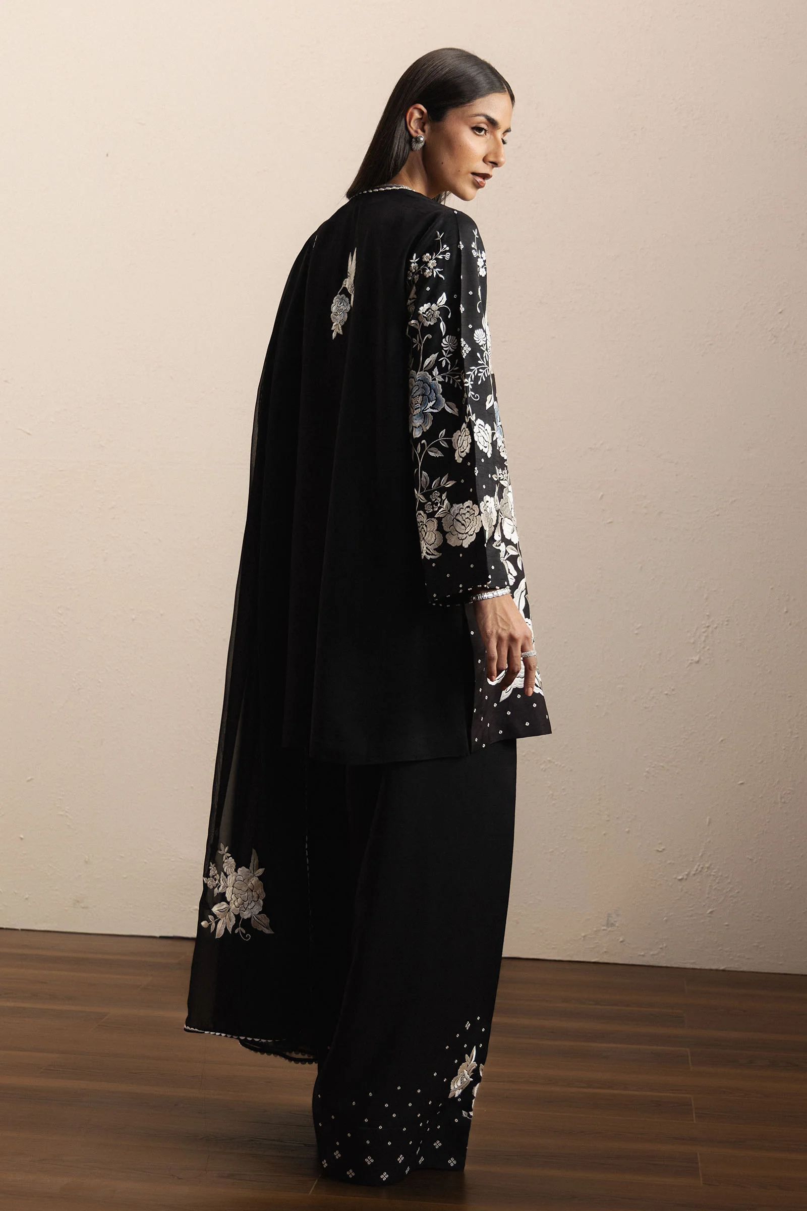 Shabina - Image 4