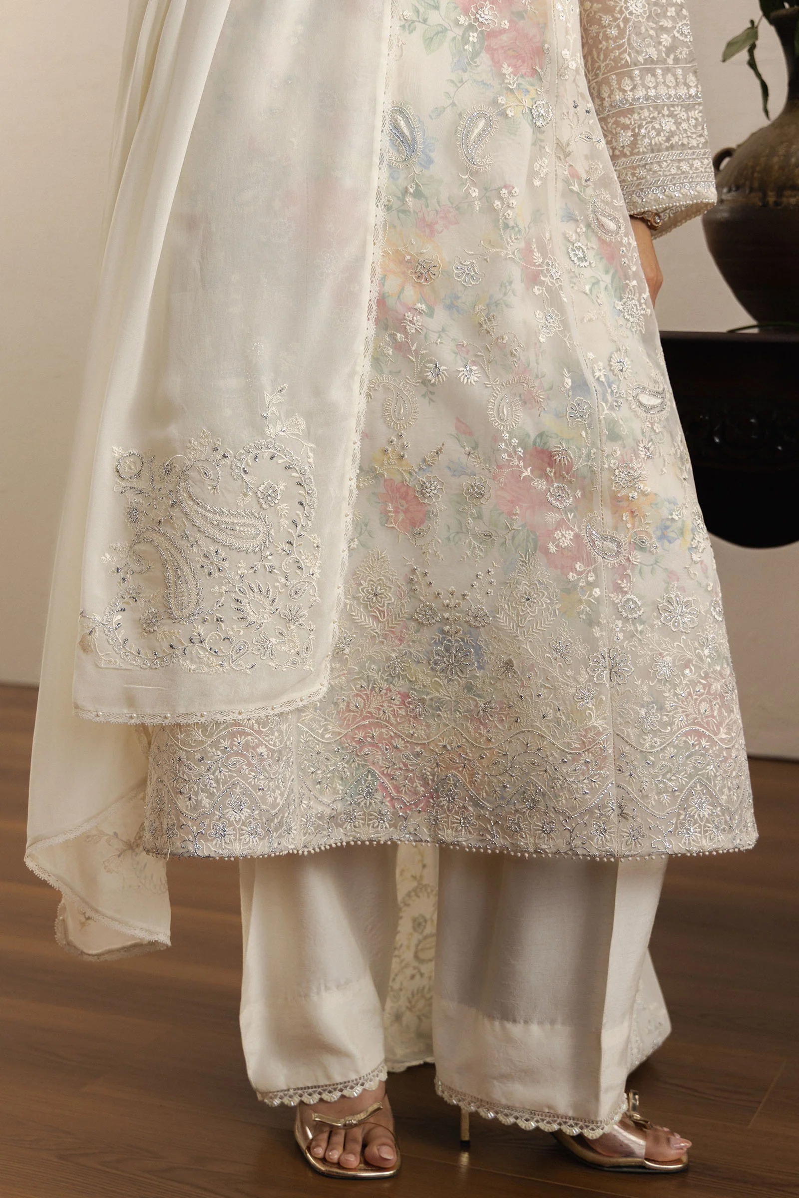 Noorain - Image 5