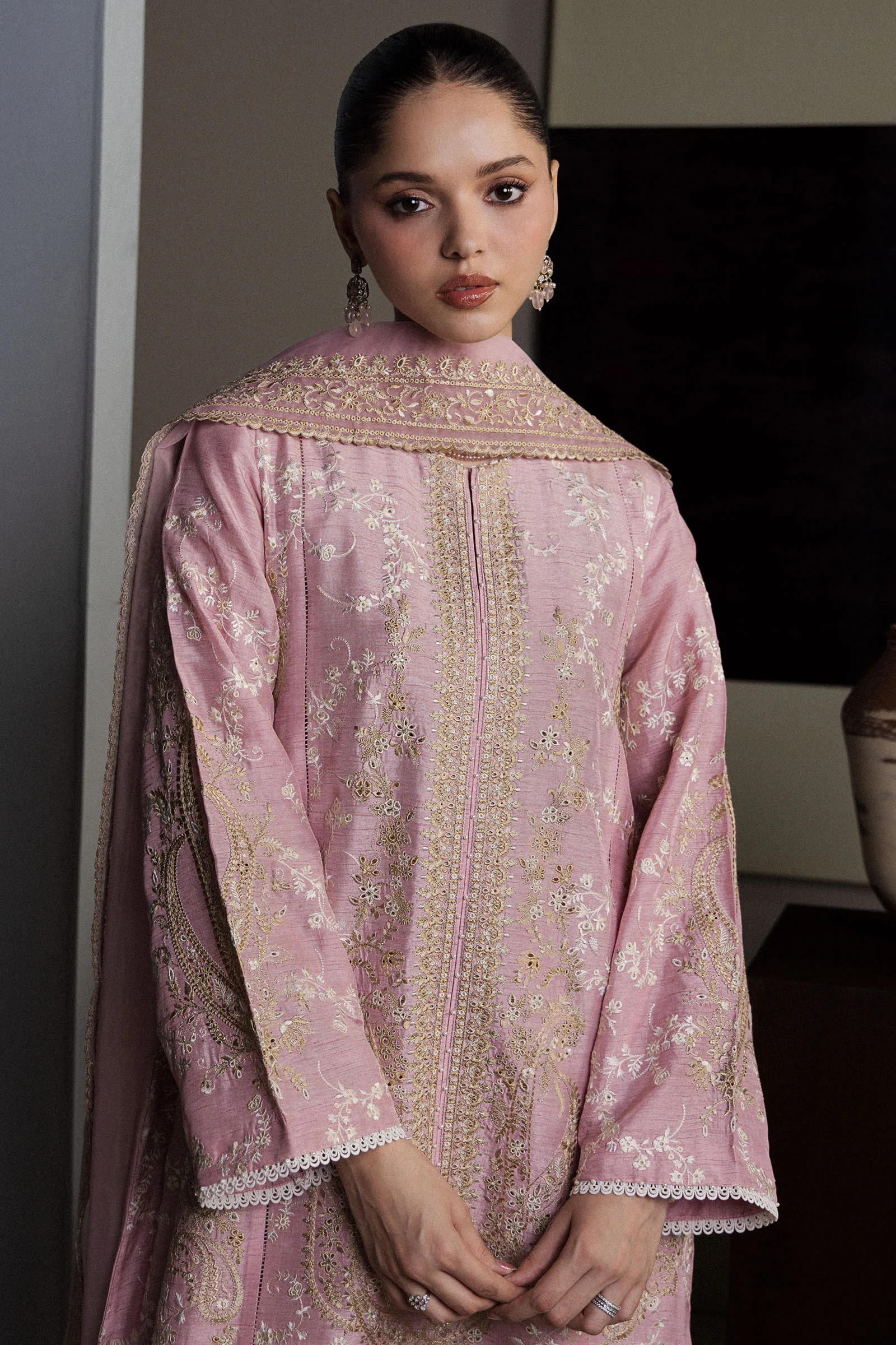 Gulnaar - Image 2