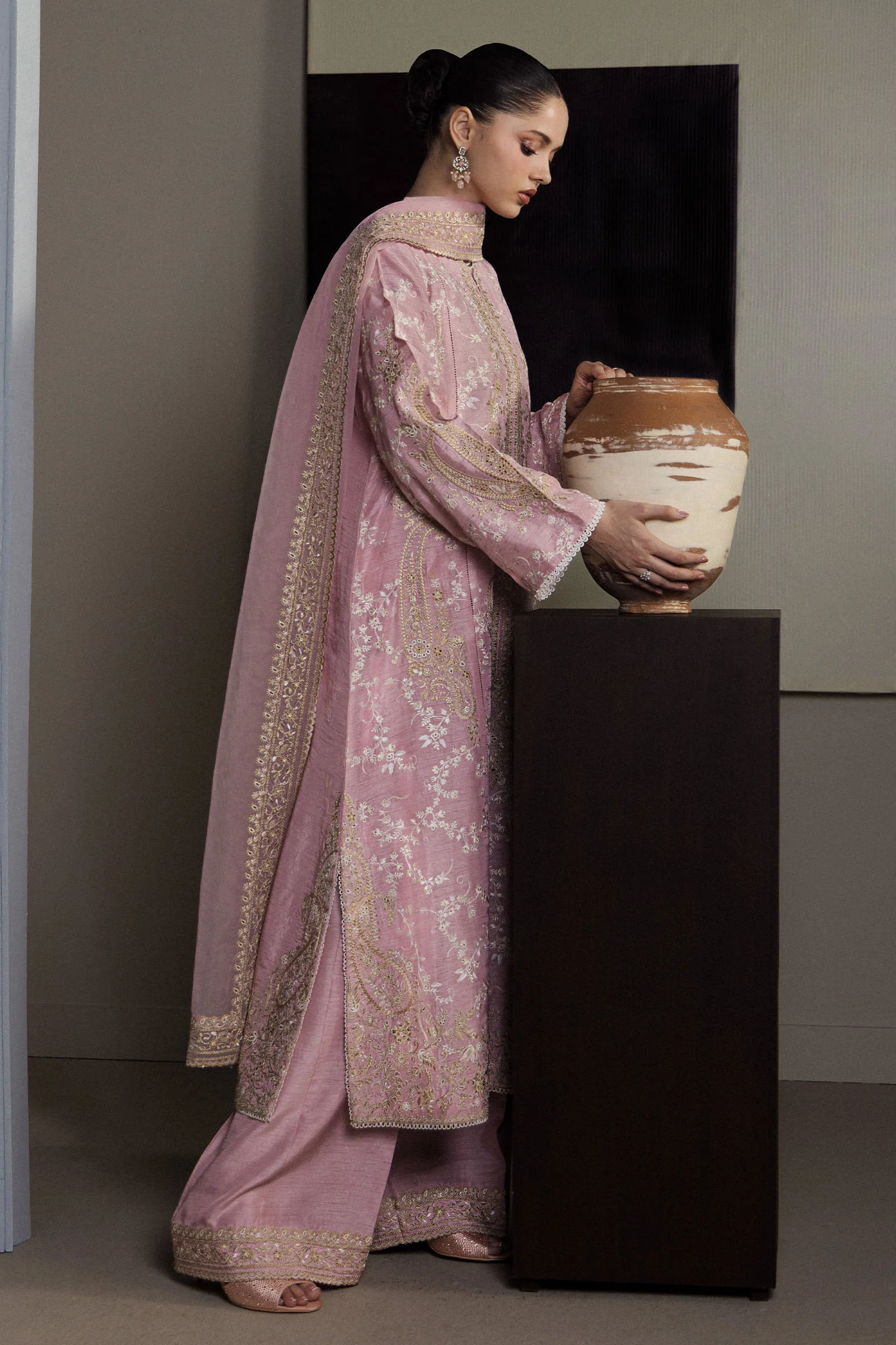 Gulnaar - Image 3