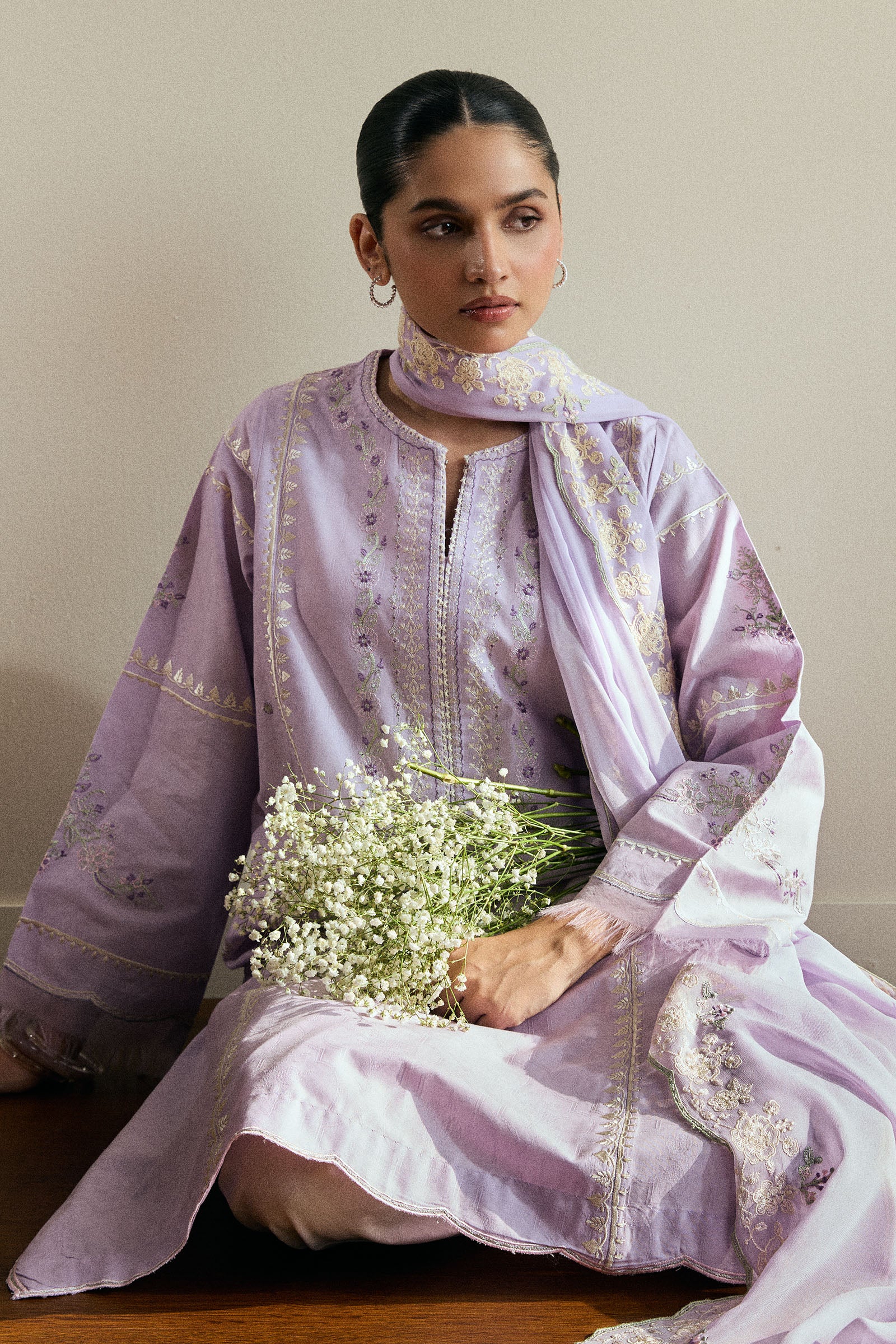 Mehreen - Image 6