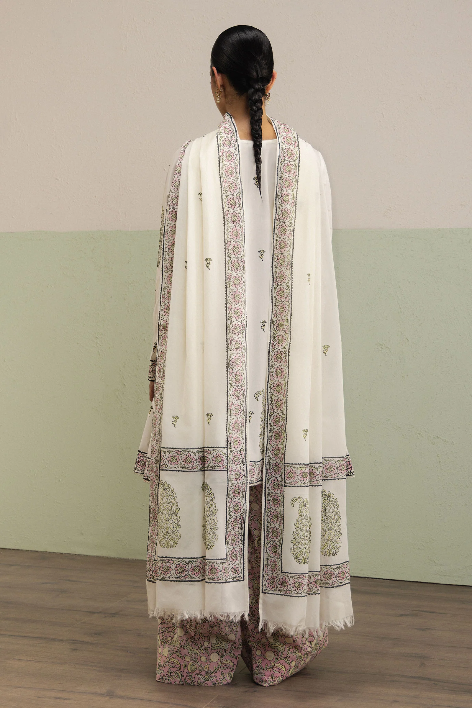 Aabroo - Image 4