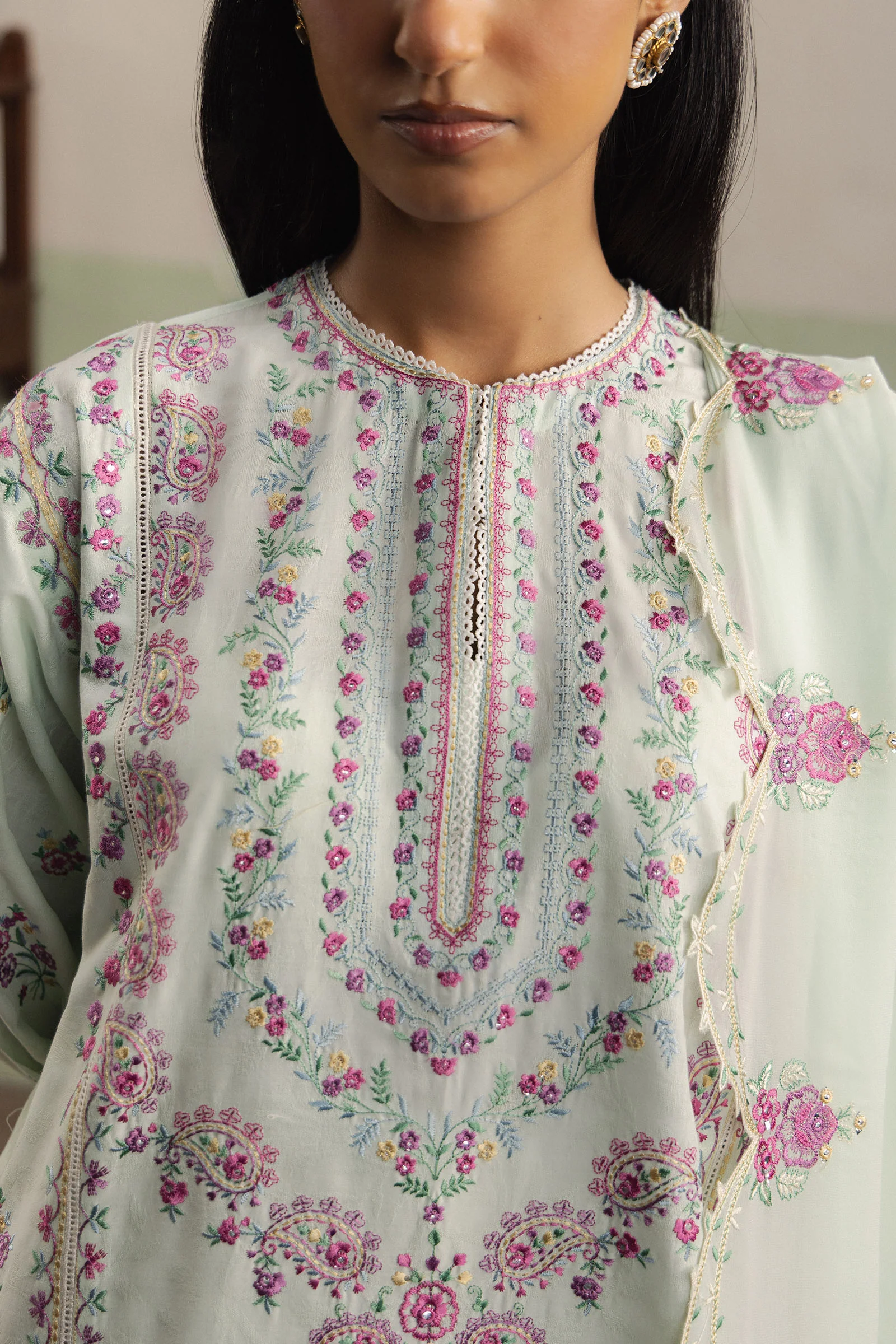 Nargis - Image 5