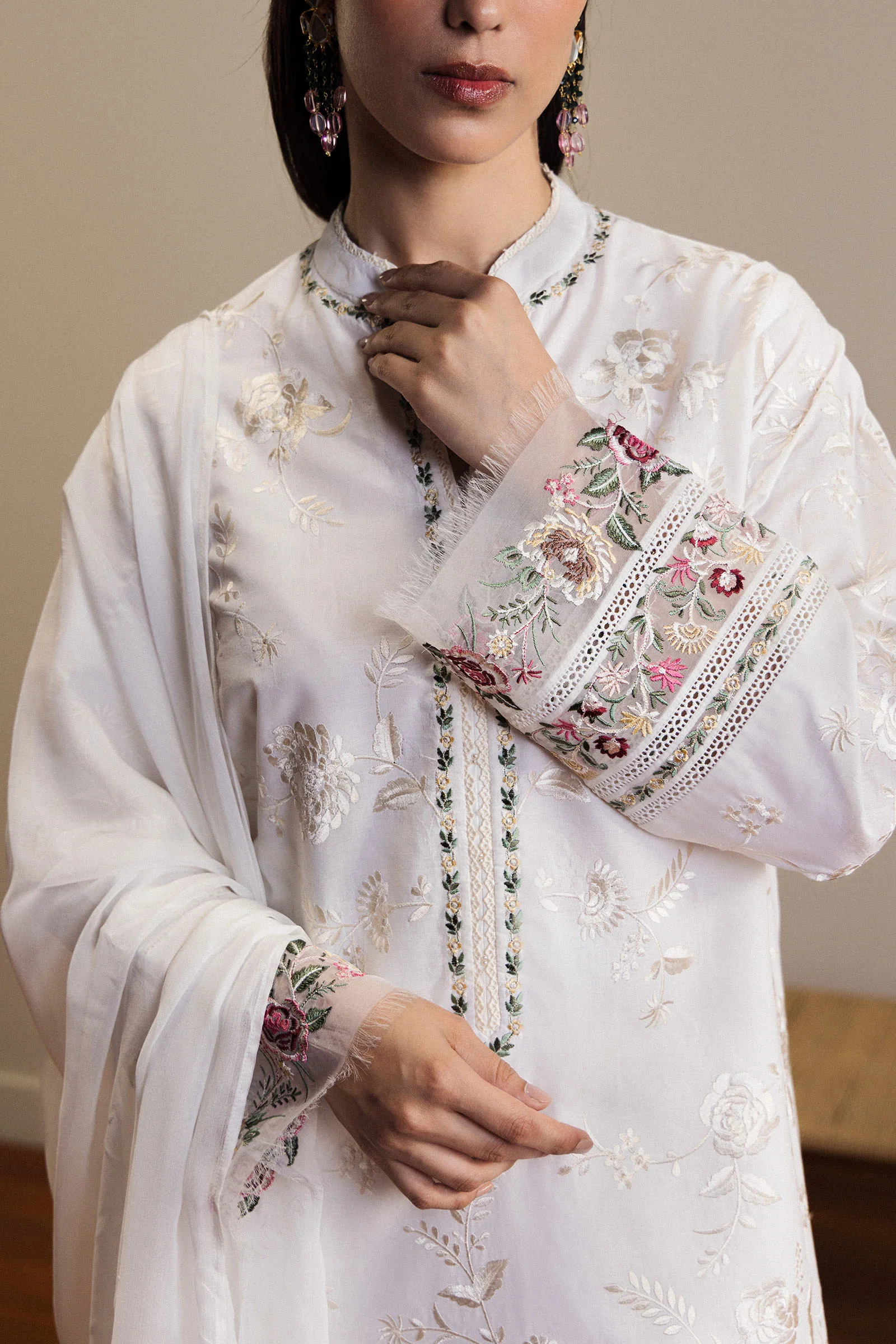 MEHRAAZ - Image 3
