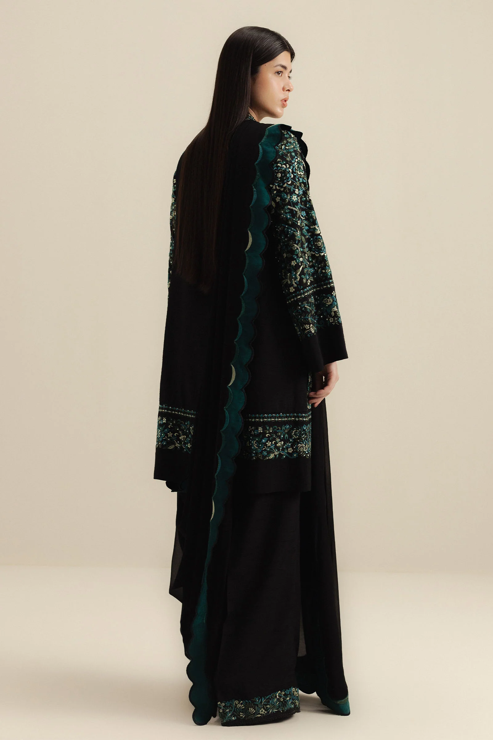 Mahveen - Image 2