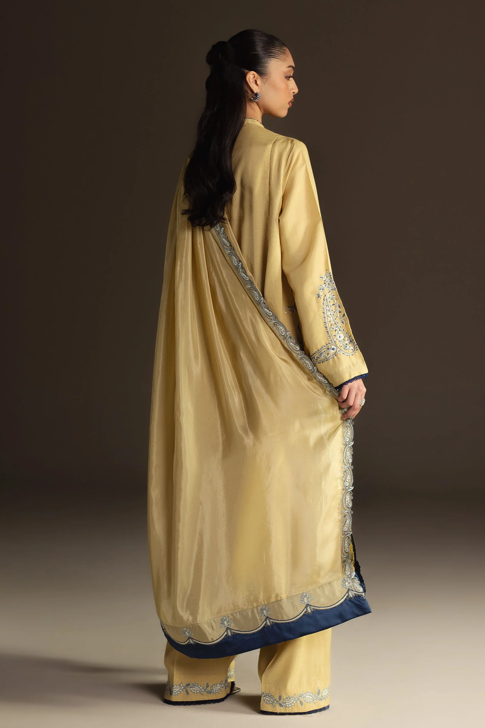 Lina - Image 3