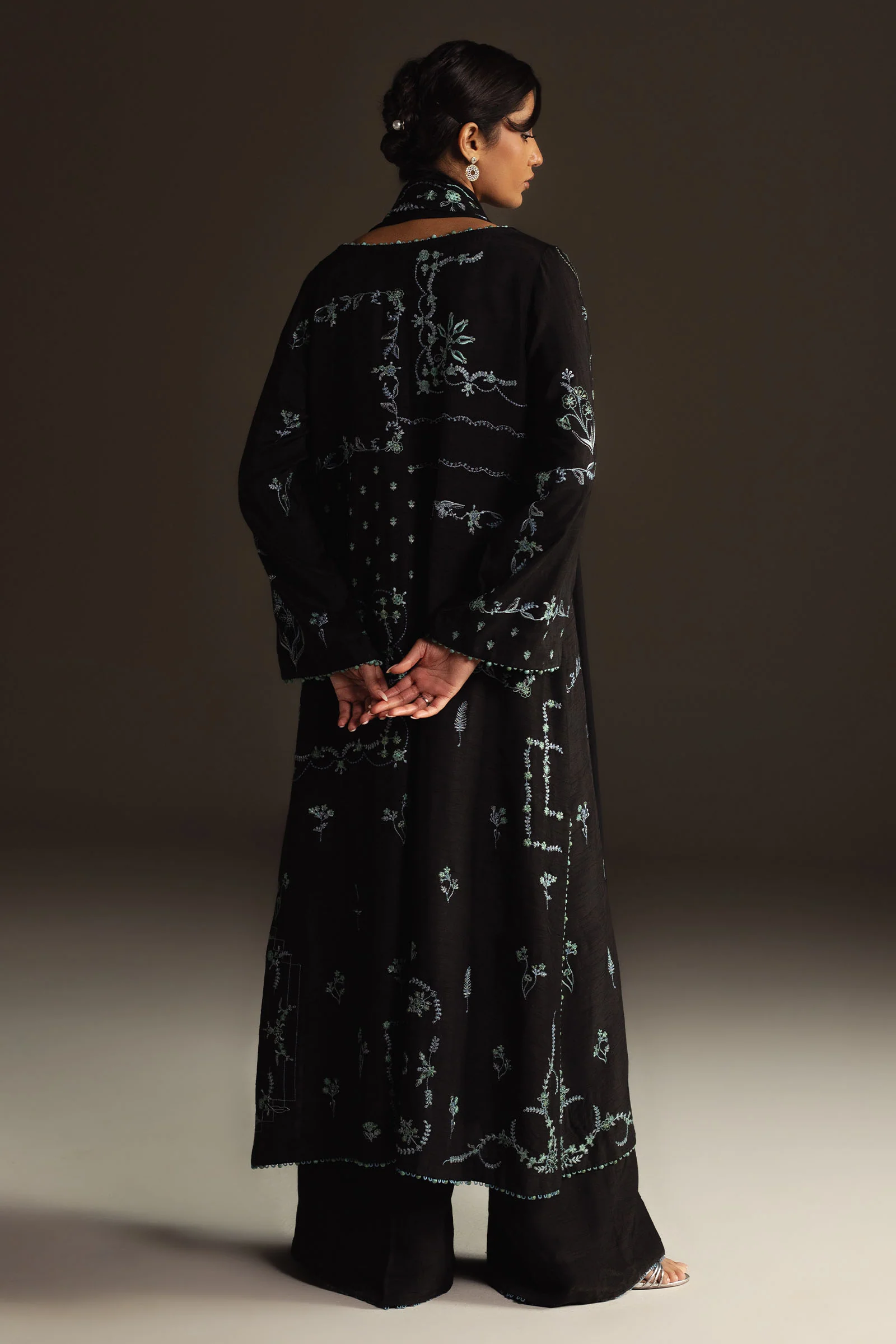 Hoorain - Image 3