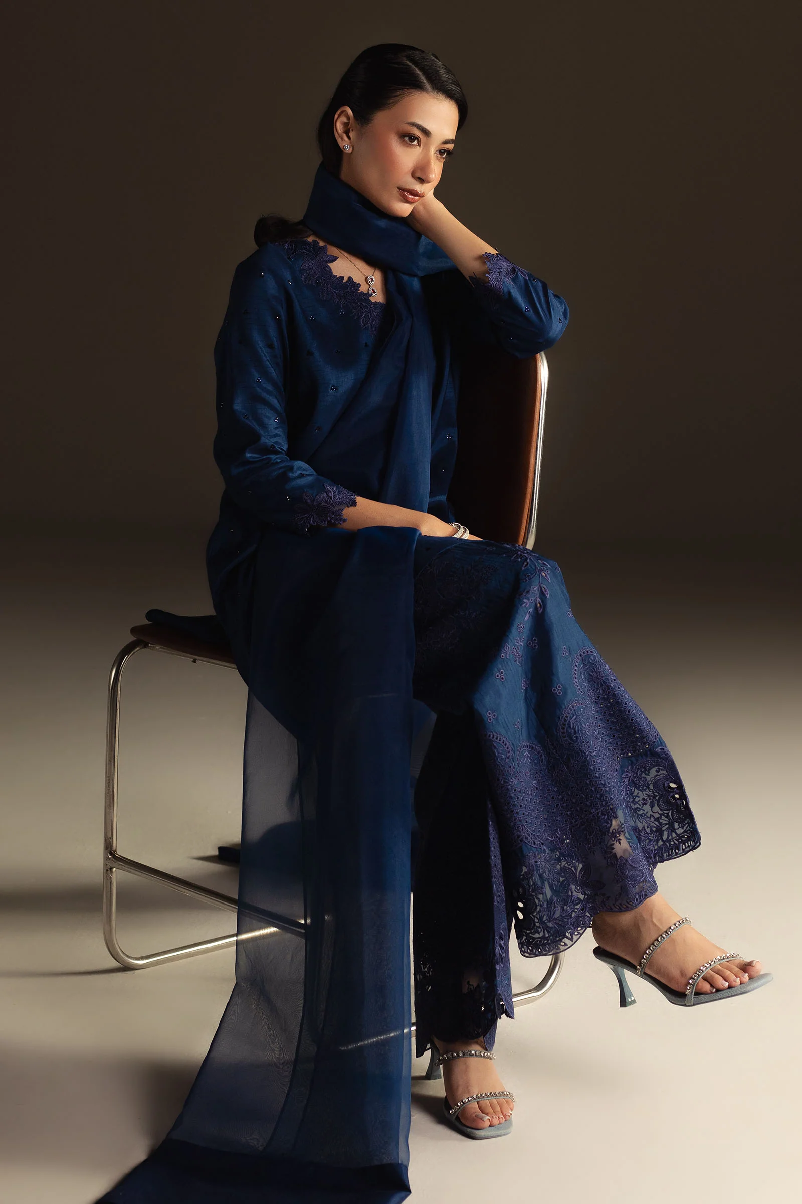 Saniya - Image 5