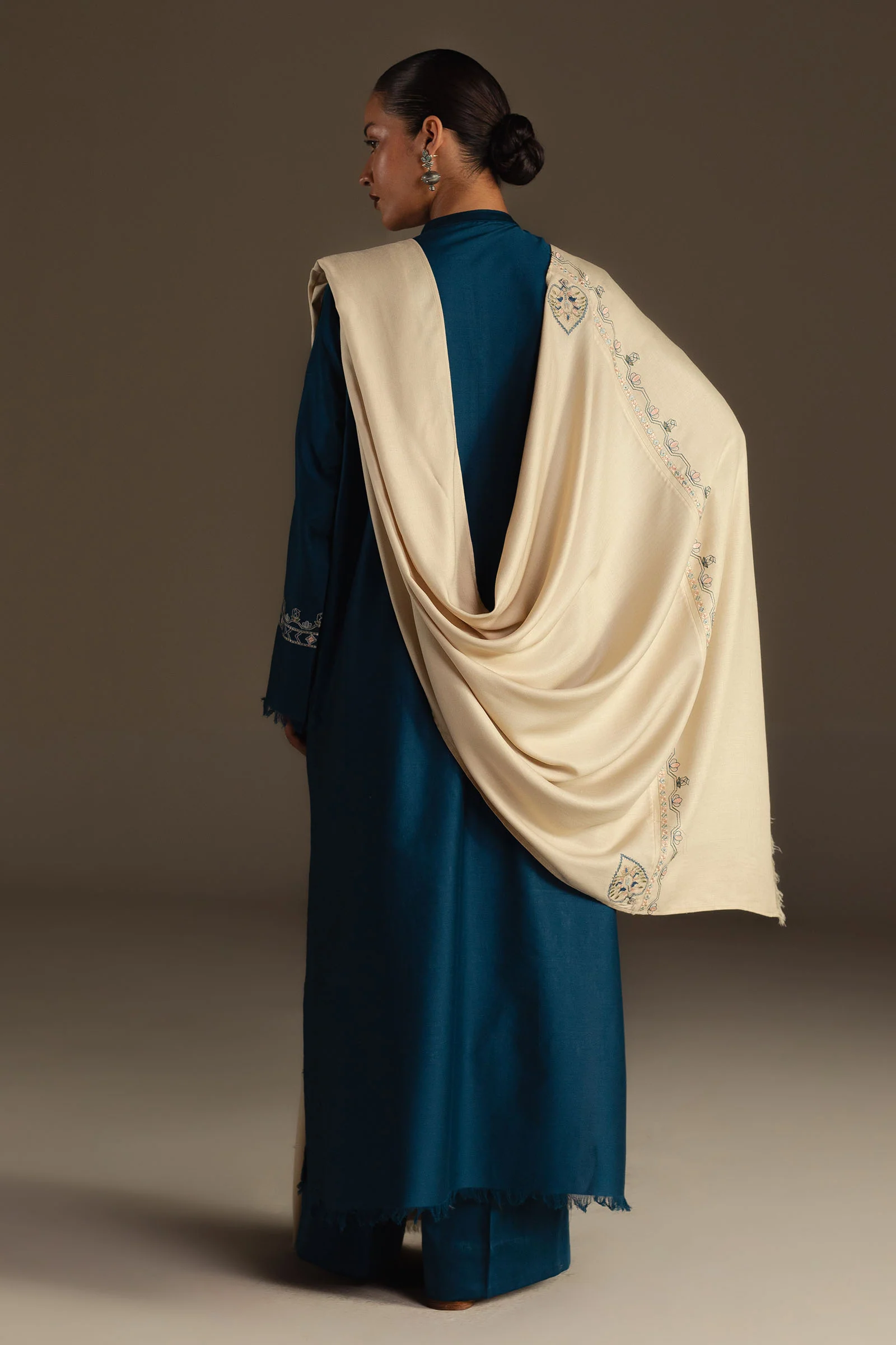 Elina - Image 4