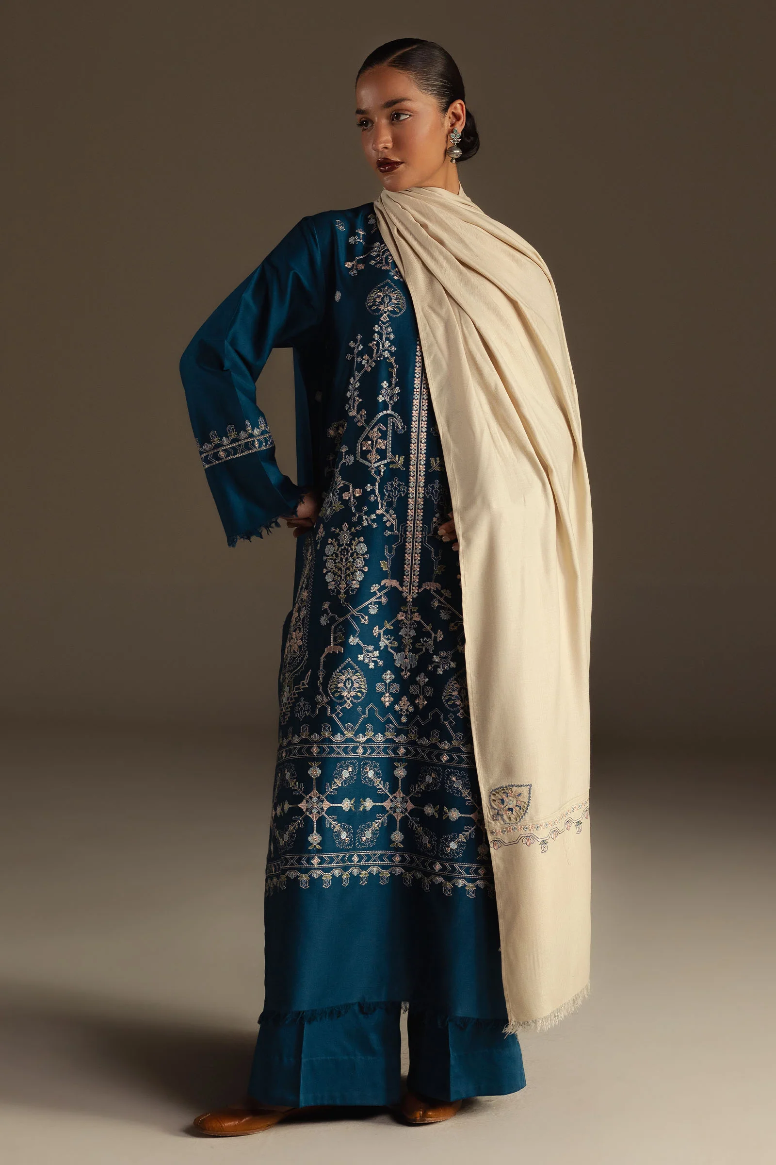 Elina - Image 6