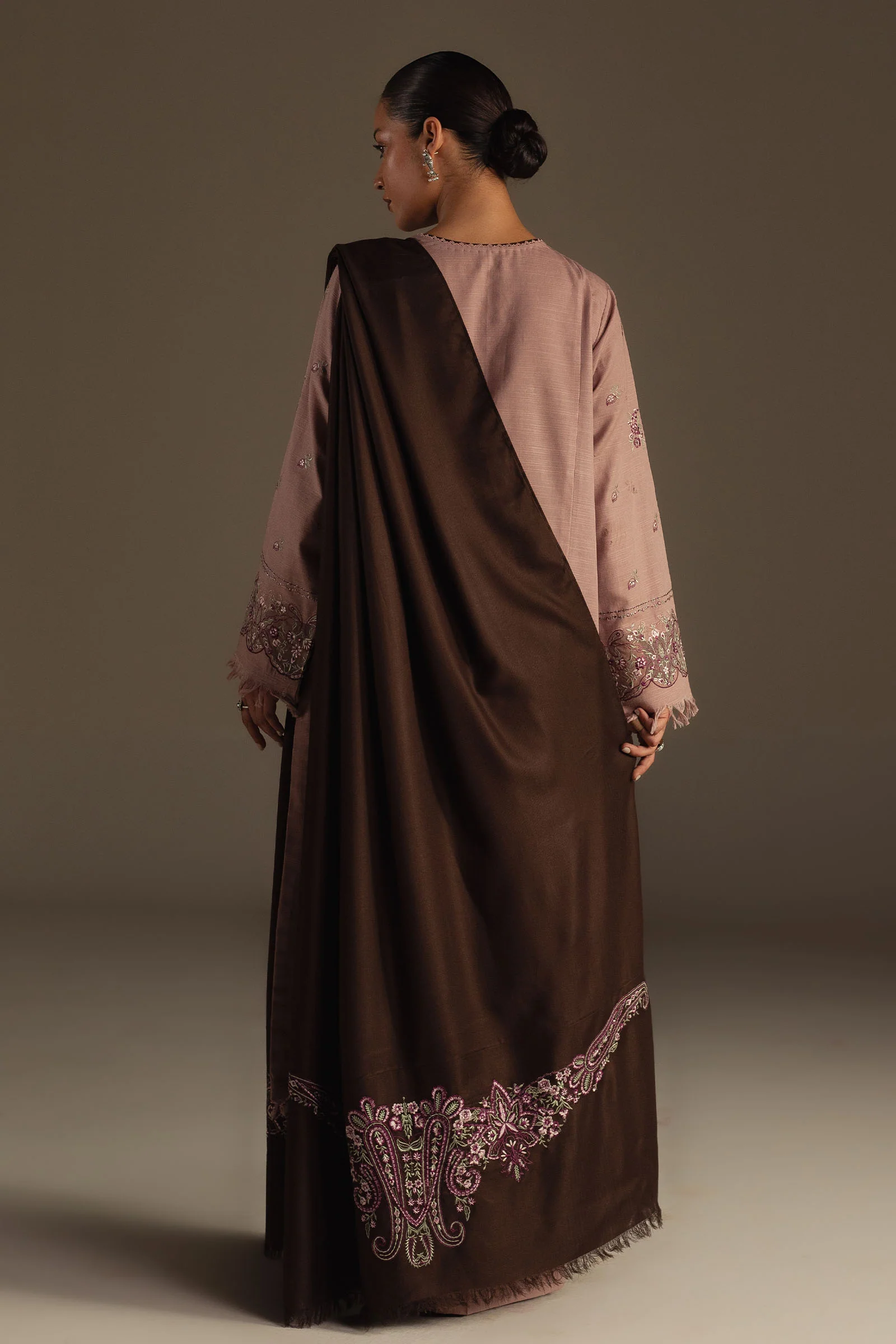 Gulnaar - Image 3