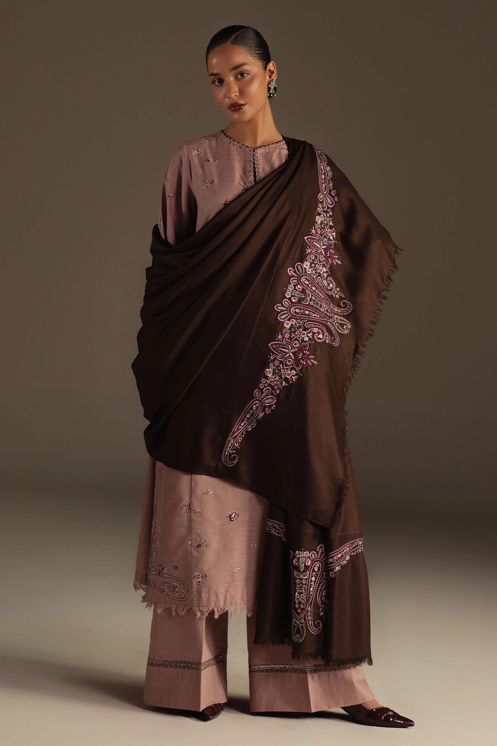 Gulnaar - Image 4