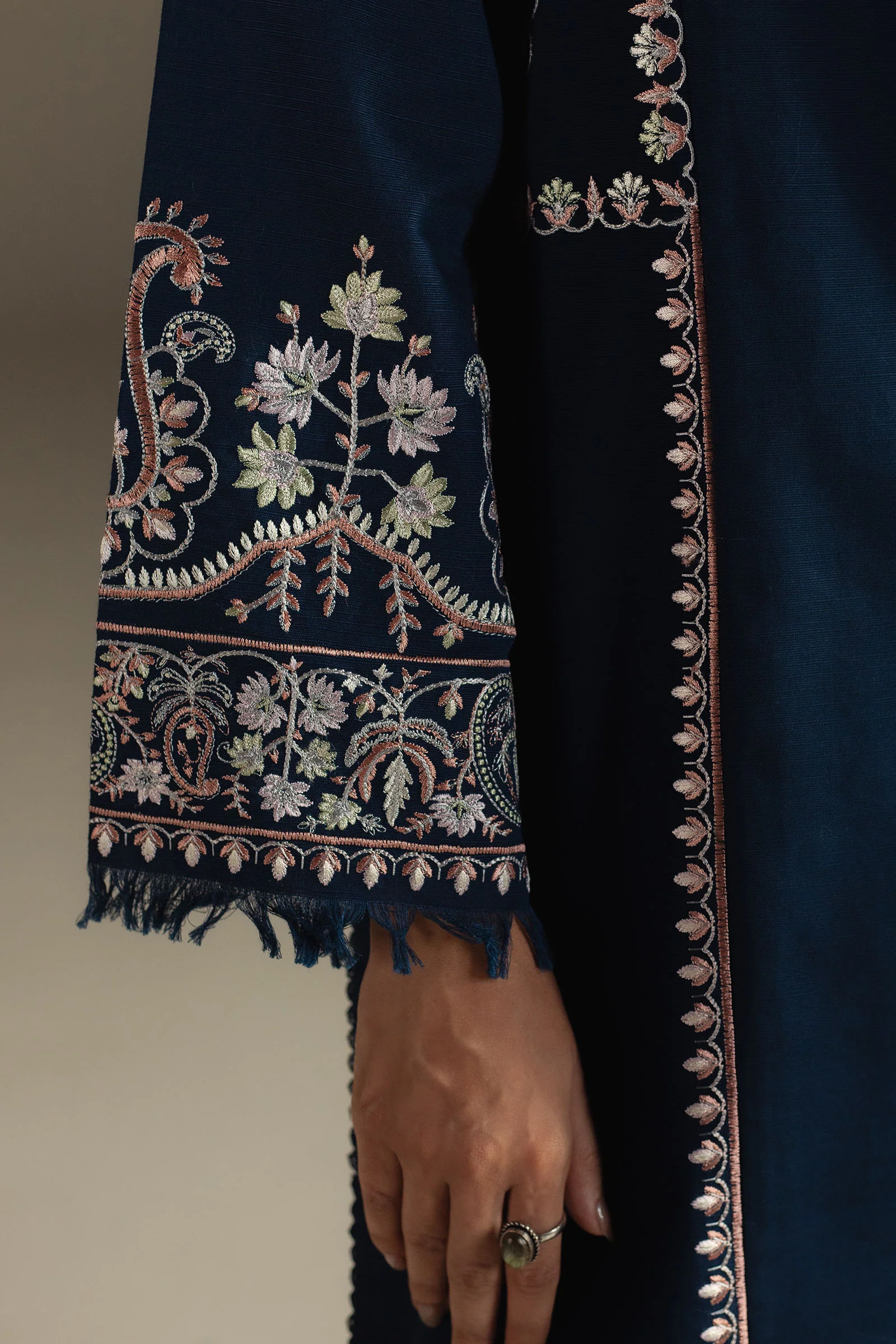 Sumbul - Image 5